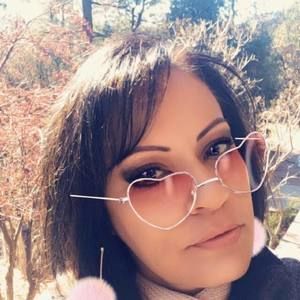 Meet your Posher, Lorraine